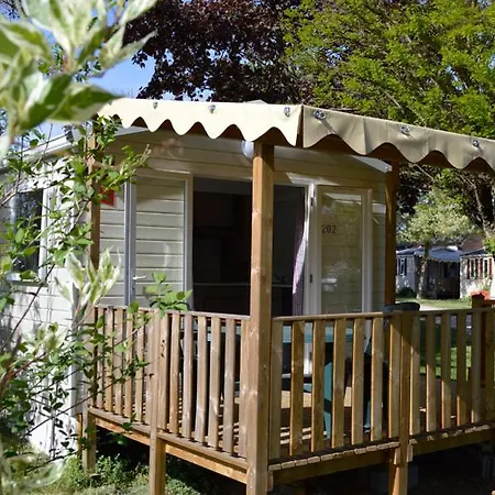 Camping Les Trois Chateaux 3*